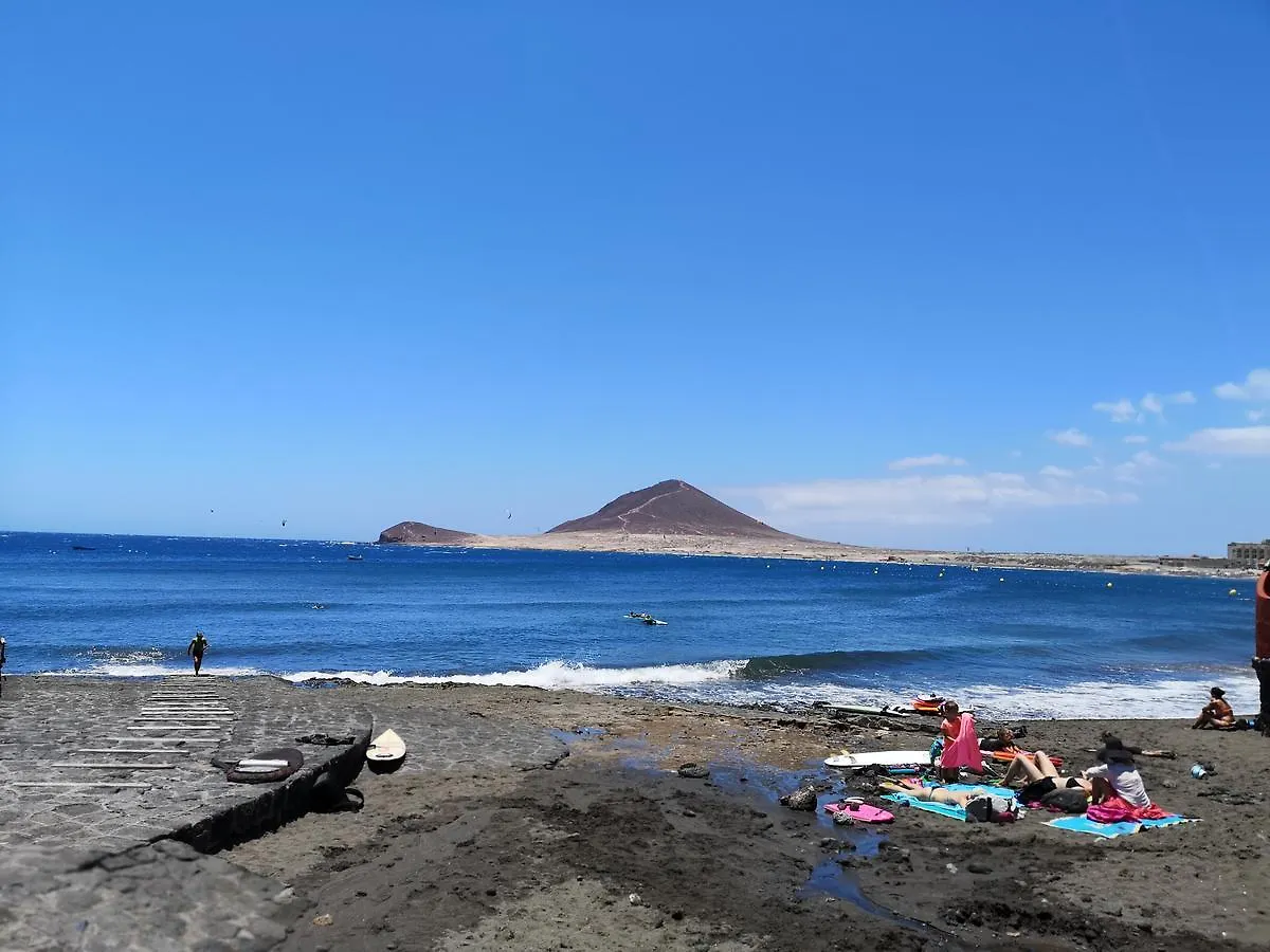 Red Mountain And The Sea Apartment El Medano   El Medano (Tenerife)