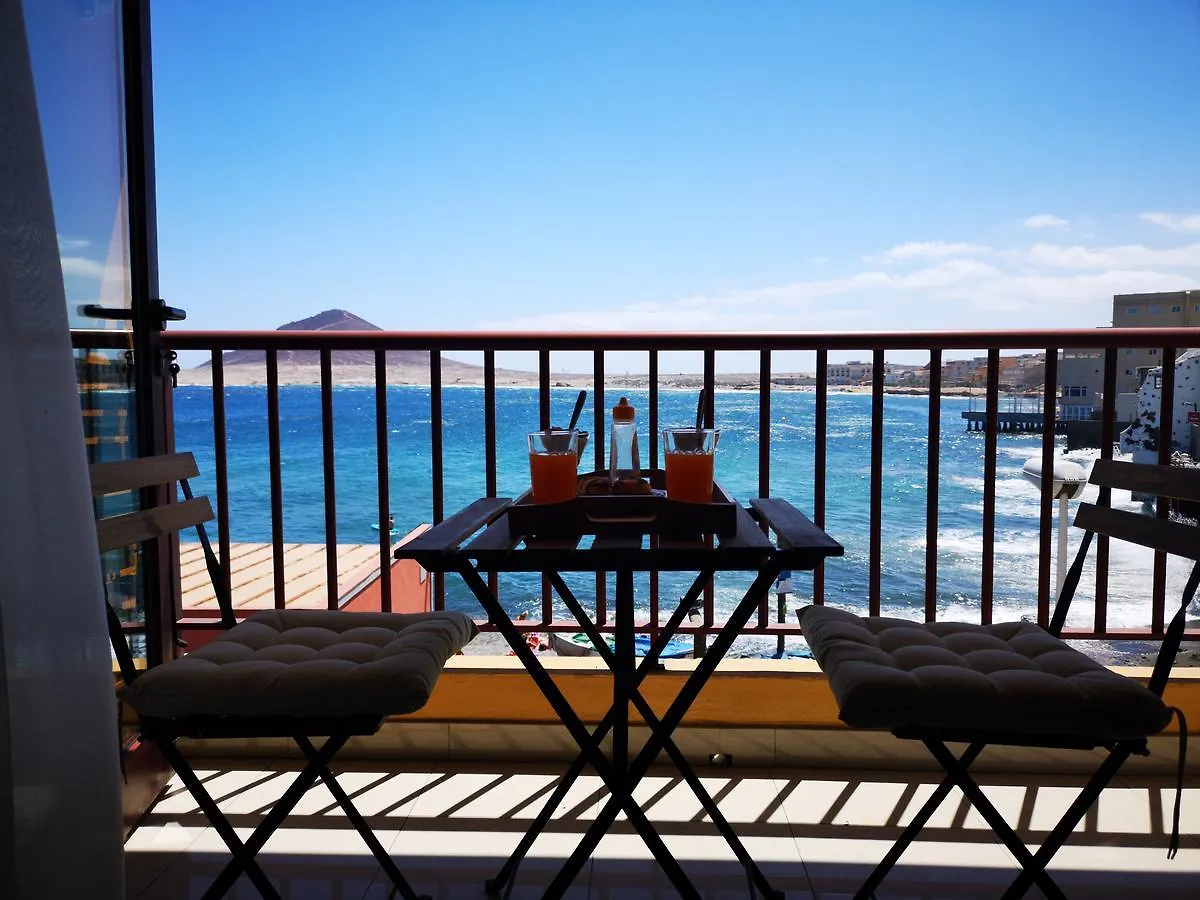 Red Mountain And The Sea Apartment El Medano  0*, El Medano (Tenerife)